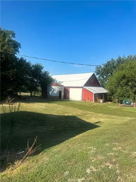 Exterior - 25998 Hemlock Rd, Bevier, MO 63532 photo 11 of 12