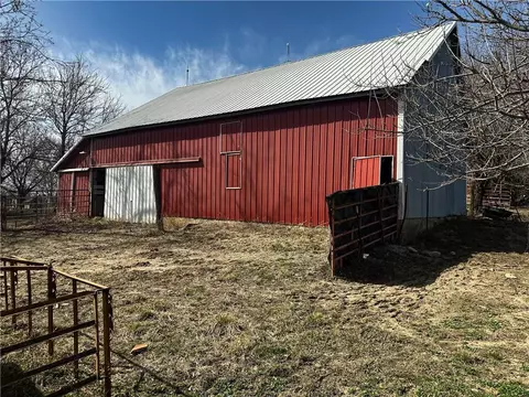 Exterior - 25998 Hemlock Rd, Bevier, MO 63532 photo 8 of 12