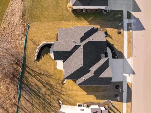 View/Area - 703 Hampstead Dr, Raymore, MO 64083 photo 3 of 6