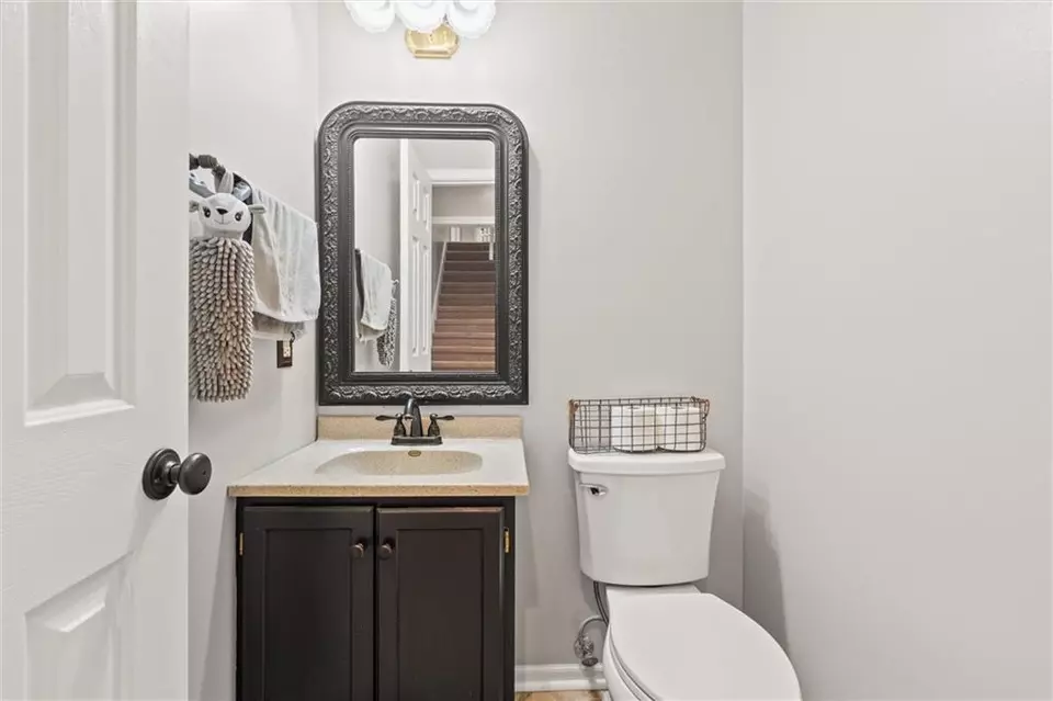 Bath - 4213 SW Sapelo Dr, Lees Summit, MO 64082 photo 1 of 6