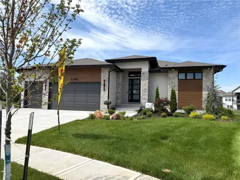 12705 W 174th St, Overland Park, KS 66221