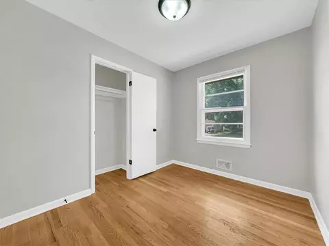 Bedroom - 13704 E 41st St, Independence, MO 64055 photo 6 of 6