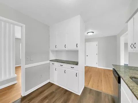 Entry Way - 13704 E 41st St, Independence, MO 64055 photo 1 of 1