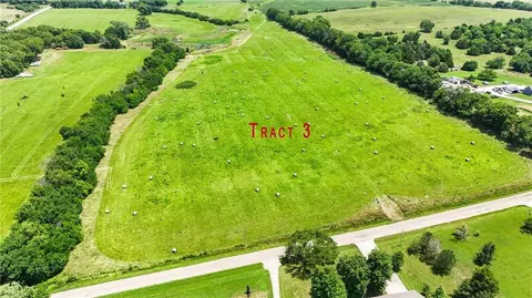 20 E Ac E 1700 Rd, Lawrence, KS 66046