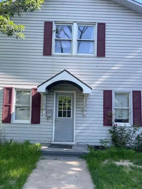 1807 Hickory St, Saint Joseph, MO 64503
