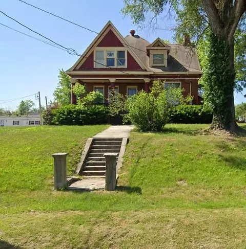 430 E 4th St, Milan, MO 63556