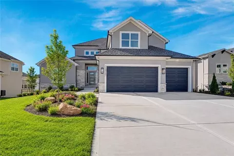 15387 W 161st Ter, Olathe, KS 66062