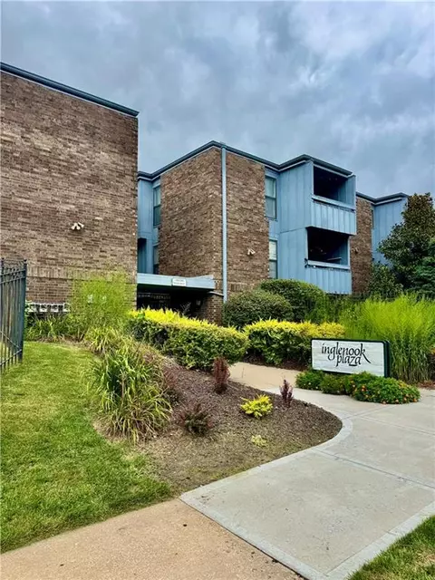 4057 Walnut St #6, Kansas City, MO 64111