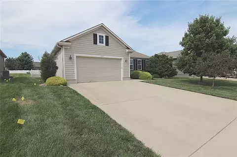 720 Indian Grass Way, Raymore, MO 64083