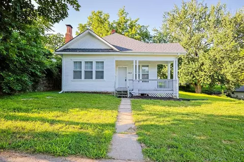 2312 Colhoun St, Saint Joseph, MO 64506 - Movoto