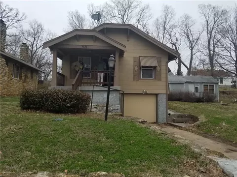 4676 E 37th Ter, Kansas City, MO 64128