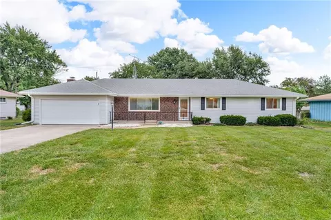 3018 SE Downing Dr, Topeka, KS 66605