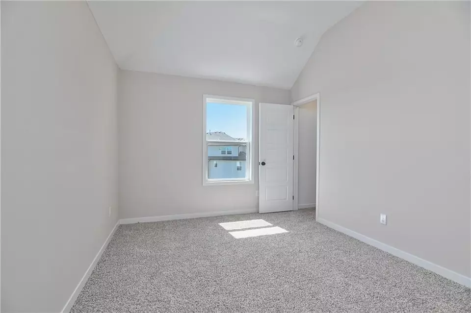 Bedroom - 24207 W 58th Pl, Shawnee, KS 66226 photo 4 of 5