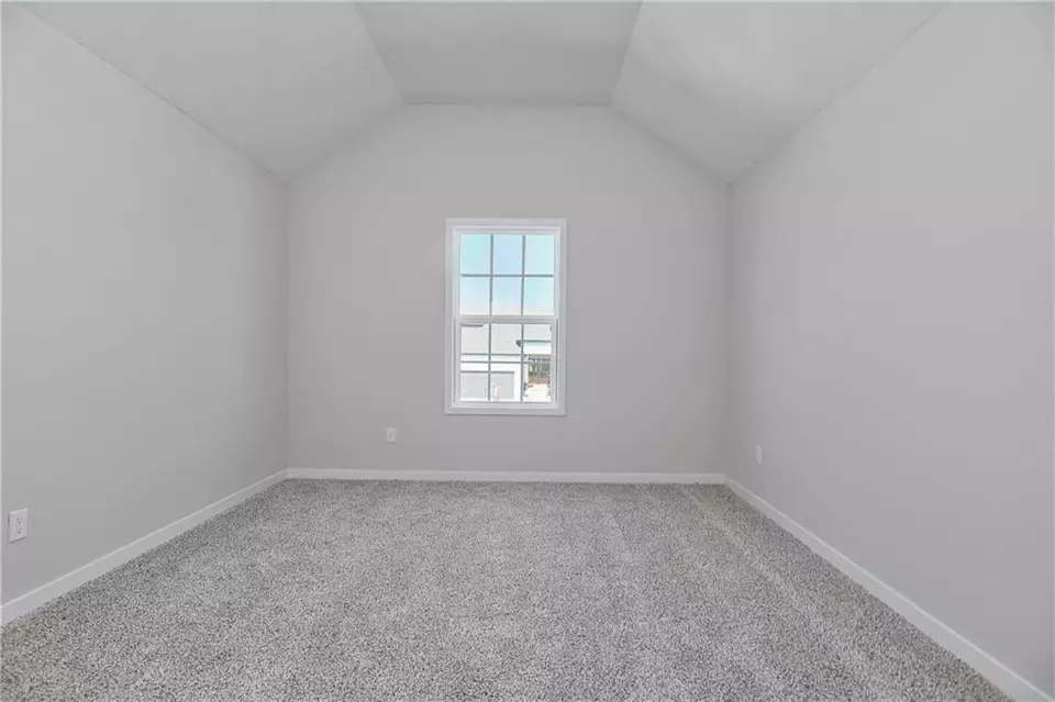 Bedroom - 24207 W 58th Pl, Shawnee, KS 66226 photo 5 of 5