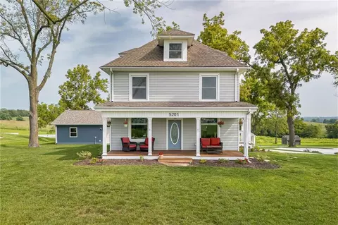 5201 Cook Rd, Saint Joseph, MO 64505