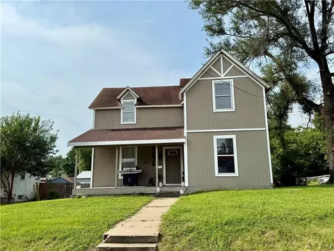 419 W Main St, Richmond, MO 64085