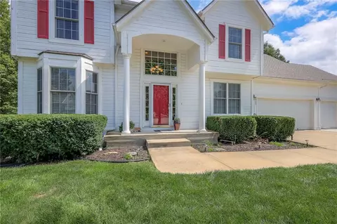 2605 Whitney St, Olathe, KS 66061