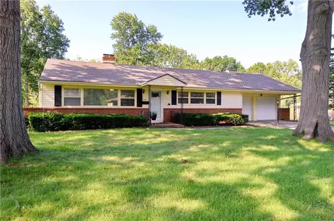 11506 E 38th St, Independence, MO 64052