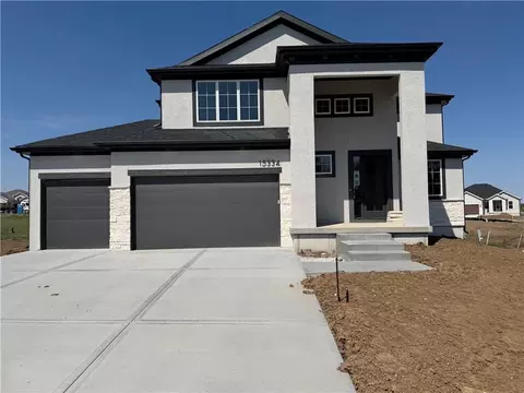 15334 W 162nd St, Olathe, KS 66062