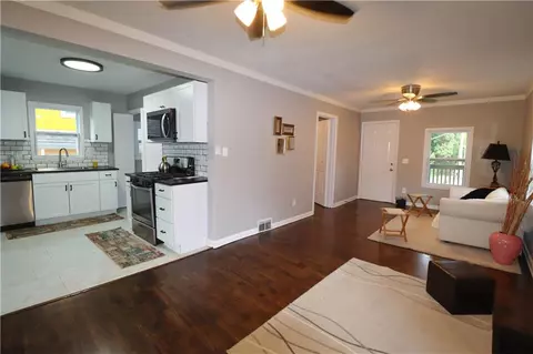 1540 S 37th St, Kansas City, KS 66106