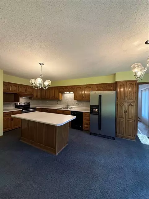 Kitchen - 801 Overbrook Drive Dr, Macon, MO 63552 photo 1 of 5
