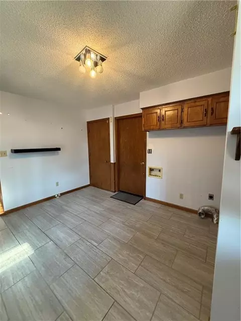 Other - 801 Overbrook Drive Dr, Macon, MO 63552 photo 3 of 12