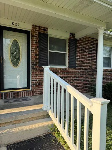 Exterior - 801 Overbrook Drive Dr, Macon, MO 63552 photo 3 of 6