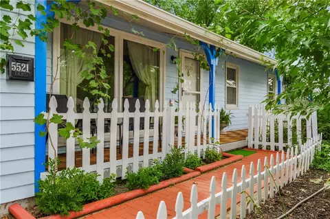 5521 N Wayne Ave, Kansas City, MO 64118