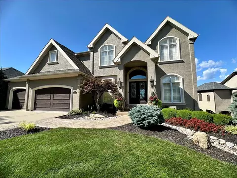 20308 W 92nd St, Lenexa, KS 66220