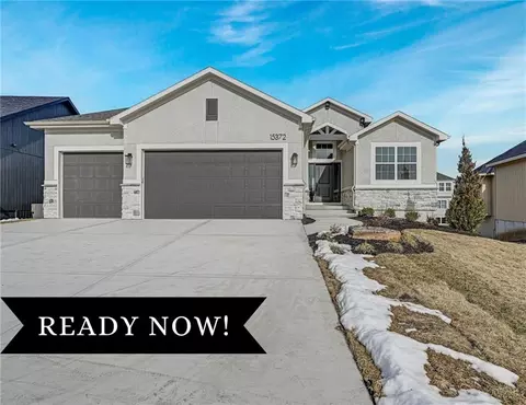 15372 W 161st Ct, Olathe, KS 66062
