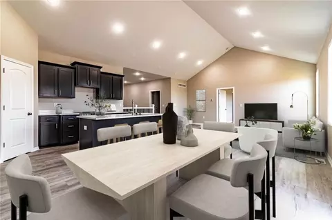 80 SE 451 Rd, Warrensburg, MO 64093