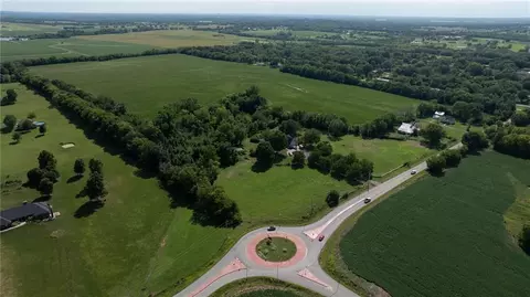 2011 State Rt 58 Hwy, Raymore, MO 64083 photo 3