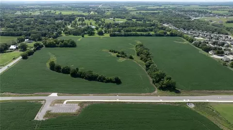 2011 State Rt 58 Hwy, Raymore, MO 64083 photo 4
