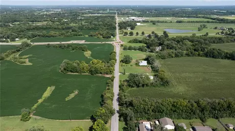 2011 State Rt 58 Hwy, Raymore, MO 64083 photo 6