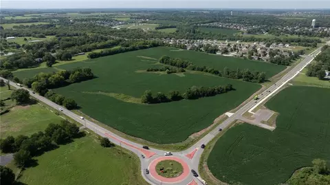2011 State Rt 58 Hwy, Raymore, MO 64083 photo 2