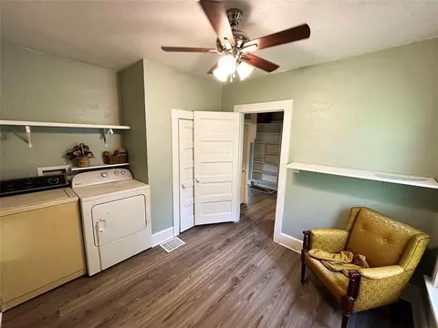 549 S Cedar Ave, Independence, MO 64053 photo 19