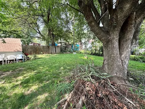 549 S Cedar Ave, Independence, MO 64053 photo 33