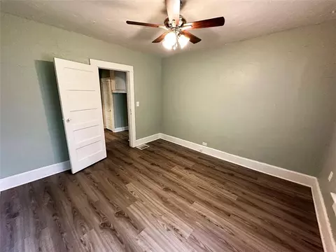 549 S Cedar Ave, Independence, MO 64053 photo 15