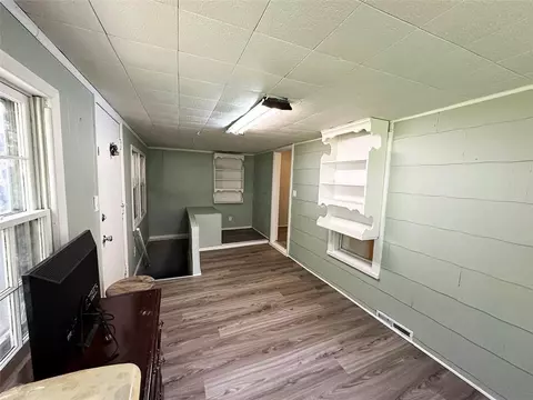549 S Cedar Ave, Independence, MO 64053 photo 43