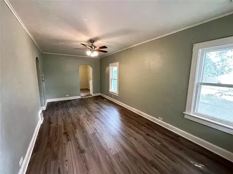 549 S Cedar Ave, Independence, MO 64053 photo 37