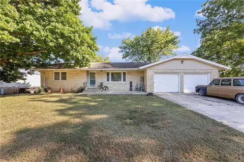 4584 Mucho Gusto St, Vassar, KS 66543