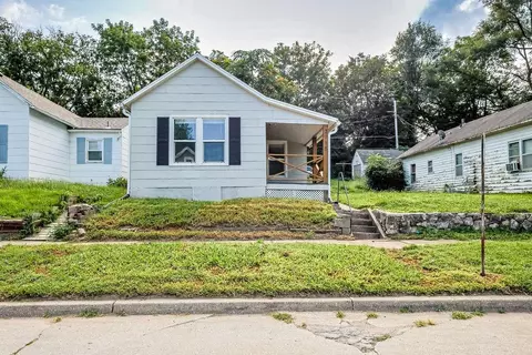 2715 S 19th St, Saint Joseph, MO 64503
