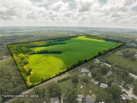 301 N 401 N Jones Rd, Independence, MO 64056