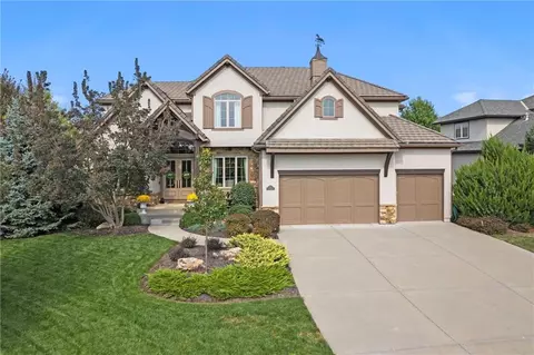 11518 W 164 Ter, Overland Park, KS 66221