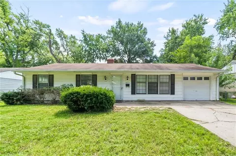8603 E 114th Ter, Kansas City, MO 64134