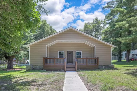 735 E Devon St, Independence, MO 64055