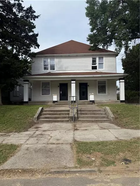 620 N 23rd St, Saint Joseph, MO 64506