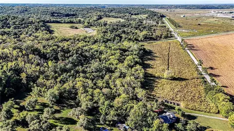 709 N Lake City Buckner Rd, Independence, MO 64016