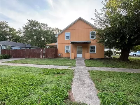 603 N 3rd St, Burlington, KS 66839