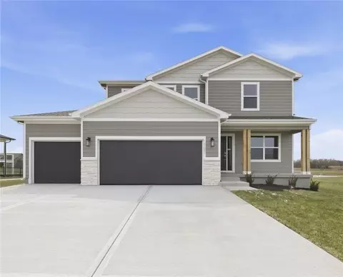 18681 W 193rd St, Spring Hill, KS 66083